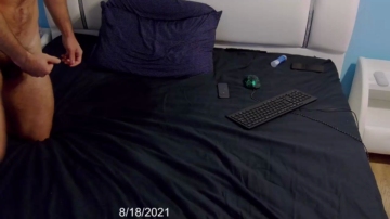 John2close  18-08-2021 video socks